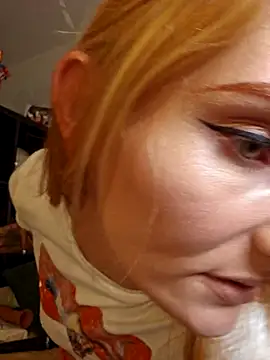 LessiaMia online show from 22, 4, 2026