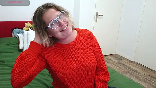 Snapshot of cumfun chatting on 11, 5, 2026 cumfun online show from 11, 5, 2026