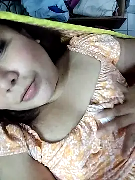 Snapshot of aniv96 chatting on 11, 11, 2025 aniv96 online show from 11, 11, 2025