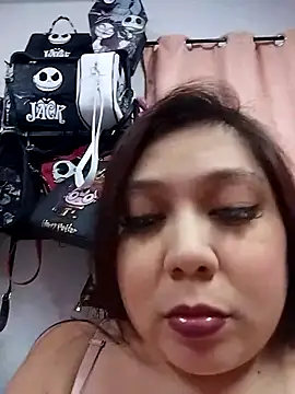 Snapshot of aniv96 chatting on 8, 4, 2026 aniv96 online show from 8, 4, 2026