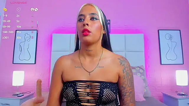 Snapshot of charlotte_kisss chatting on 28, 6, 2026 charlotte kisss online show from 28, 6, 2026