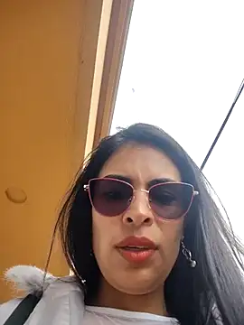 Astrid-- online show from 2, 2, 2026