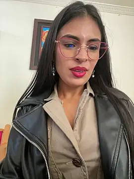 Snapshot of Astrid-- chatting on 17, 4, 2026 Astrid-- online show from 17, 4, 2026