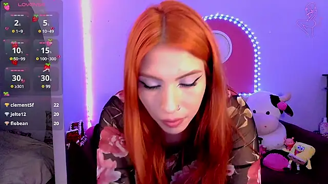 Snapshot of ValentinaMiller_ chatting on 12, 1, 2025 ValentinaMiller  online show from 12, 1, 2025