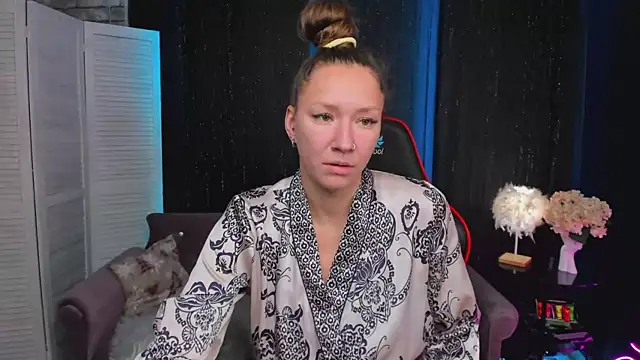 SarahCoksss online show from 11, 11, 2025