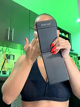 Mau White online show from 8, 9, 2025