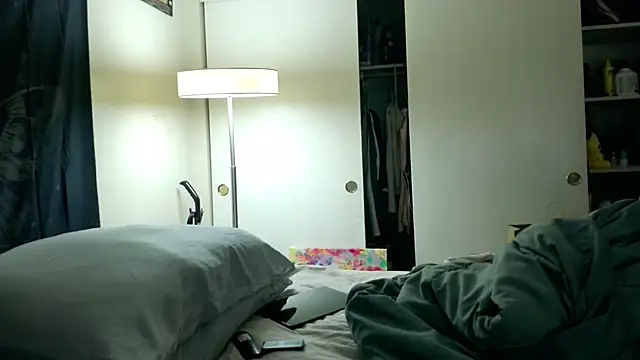 Snapshot of Yagurl__west chatting on 12, 1, 2025 Yagurl west online show from 12, 1, 2025