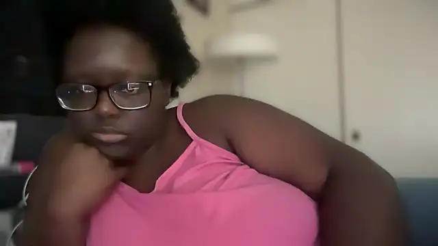 Snapshot of Yagurl__west chatting on 27, 1, 2025 Yagurl west online show from 27, 1, 2025