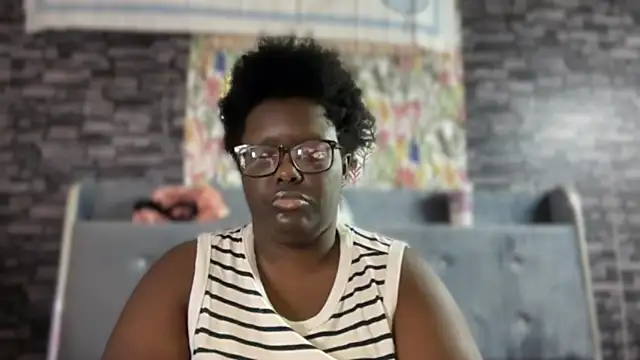 Snapshot of Yagurl__west chatting on 1, 10, 2025 Yagurl west online show from 1, 10, 2025