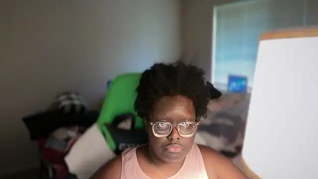 Yagurl  west online show from 21, 12, 2025