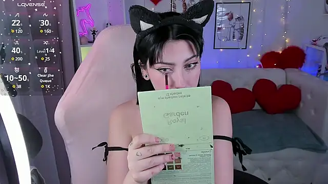 Snapshot of PennyMay chatting on 17, 2, 2025 PennyMay online show from 17, 2, 2025