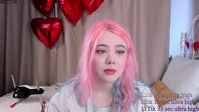   KawaiiYuki   online show from 14, 2, 2025