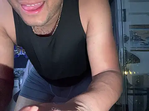 Snapshot of ThickDick_Daddy chatting on 10, 7, 2026 ThickDick Daddy online show from 10, 7, 2026