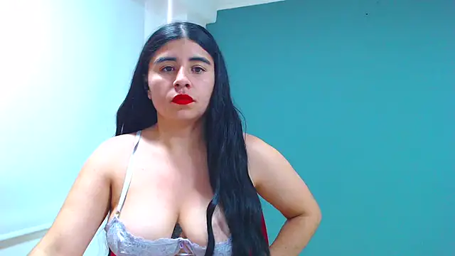 Snapshot of danna-_roouss chatting on 7, 2, 2026 danna- roouss online show from 7, 2, 2026