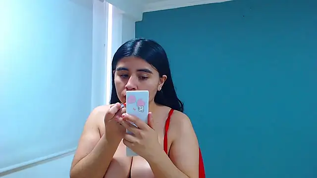 Snapshot of danna-_roouss chatting on 11, 2, 2026 danna- roouss online show from 11, 2, 2026