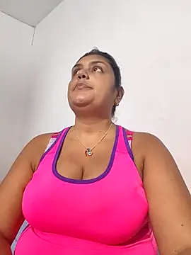 Snapshot of AlyDenalioficial chatting on 9, 5, 2026 AlyDenalioficial online show from 9, 5, 2026
