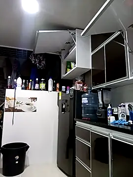 my-kitty online show from 4, 2, 2026