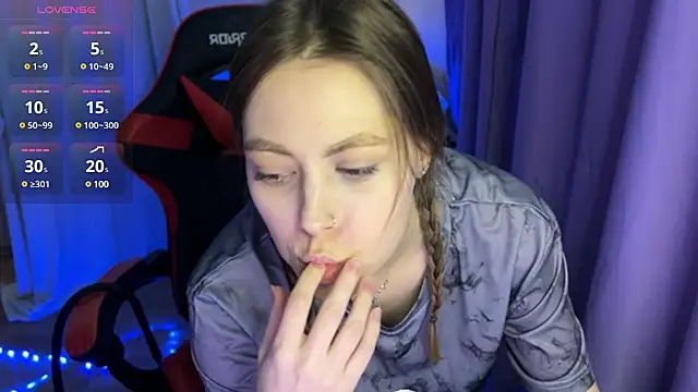 Snapshot of Natural_babe666 chatting on 21, 2, 2025 Natural babe666 online show from 21, 2, 2025