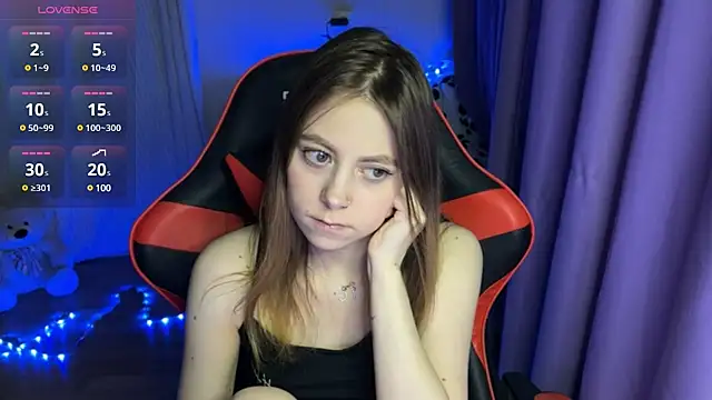 Snapshot of Natural_babe666 chatting on 13, 3, 2025 Natural babe666 online show from 13, 3, 2025