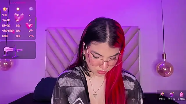 EmmaSwift  online show from 29, 10, 2025