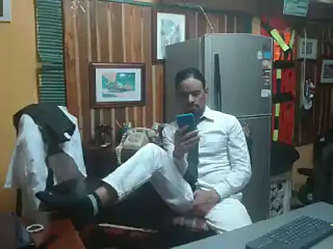 Dr Pocholate84 online show from 1, 2, 2025