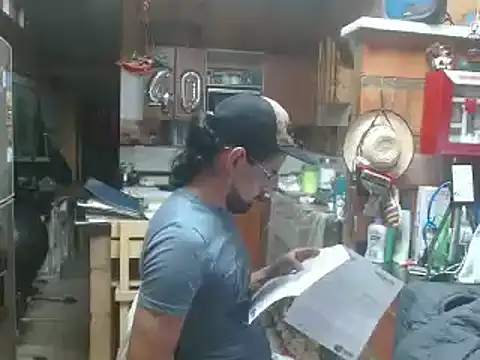 Dr Pocholate84 online show from 23, 2, 2025