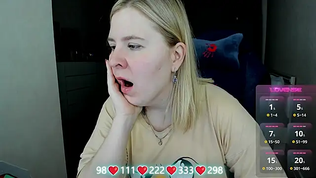 Olivia Munk online show from 4, 4, 2026