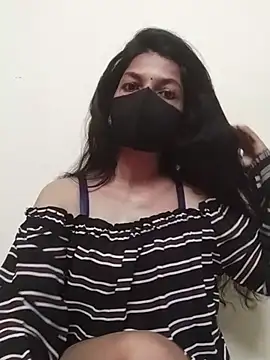 Shuttii 25 online show from 19, 2, 2025