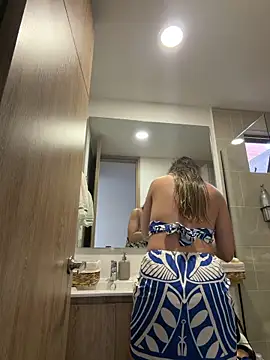 AnnaCastillo  online show from 14, 1, 2026