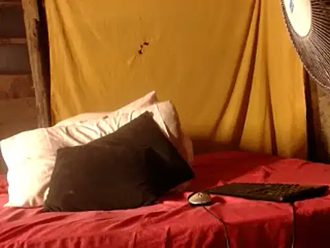 Snapshot of blackcherryx1 chatting on 8, 1, 2025 blackcherryx1 online show from 8, 1, 2025