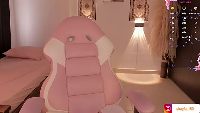 shayla 18 online show from 21, 3, 2025