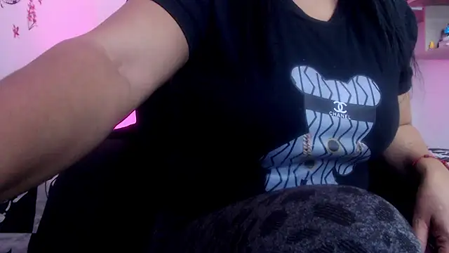 menfismuller2 online show from 5, 11, 2025