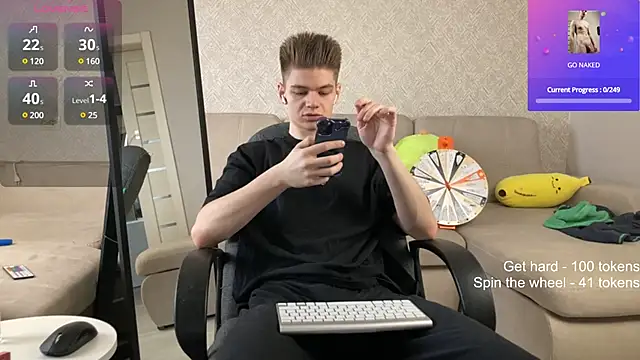 Snapshot of dantebigboi300 chatting on 3, 12, 2024 dantebigboi300 online show from 3, 12, 2024