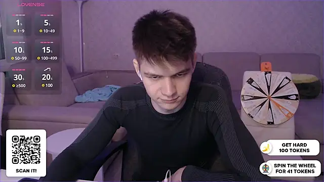 Snapshot of dantebigboi300 chatting on 10, 12, 2024 dantebigboi300 online show from 10, 12, 2024