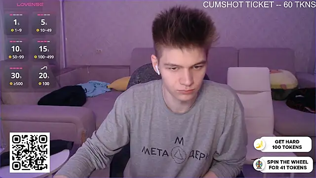 Snapshot of dantebigboi300 chatting on 11, 12, 2024 dantebigboi300 online show from 11, 12, 2024