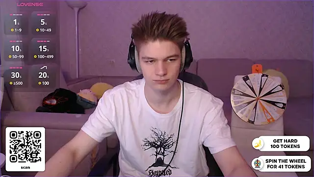 Snapshot of dantebigboi300 chatting on 12, 12, 2024 dantebigboi300 online show from 12, 12, 2024