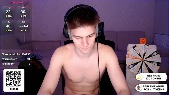 Snapshot of dantebigboi300 chatting on 2, 1, 2025 dantebigboi300 online show from 2, 1, 2025