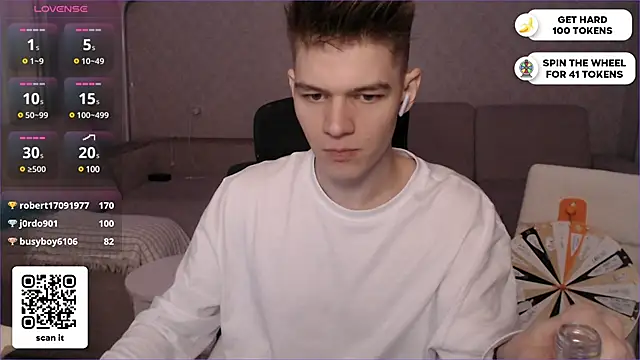 Snapshot of dantebigboi300 chatting on 20, 1, 2025 dantebigboi300 online show from 20, 1, 2025