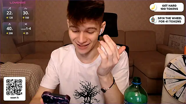 Snapshot of dantebigboi300 chatting on 23, 1, 2025 dantebigboi300 online show from 23, 1, 2025