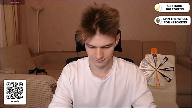 Snapshot of dantebigboi300 chatting on 25, 1, 2025 dantebigboi300 online show from 25, 1, 2025