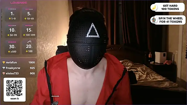 Snapshot of dantebigboi300 chatting on 12, 2, 2025 dantebigboi300 online show from 12, 2, 2025