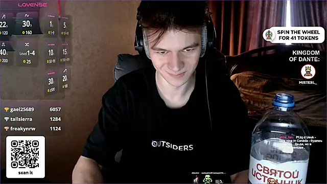 Snapshot of dantebigboi300 chatting on 22, 2, 2025 dantebigboi300 online show from 22, 2, 2025