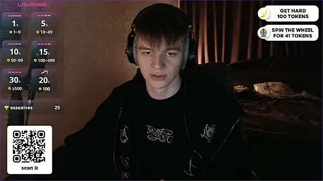 Snapshot of dantebigboi300 chatting on 23, 2, 2025 dantebigboi300 online show from 23, 2, 2025