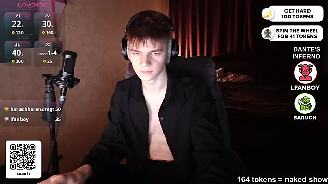 Snapshot of dantebigboi300 chatting on 25, 2, 2025 dantebigboi300 online show from 25, 2, 2025