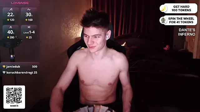 Snapshot of dantebigboi300 chatting on 2, 3, 2025 dantebigboi300 online show from 2, 3, 2025