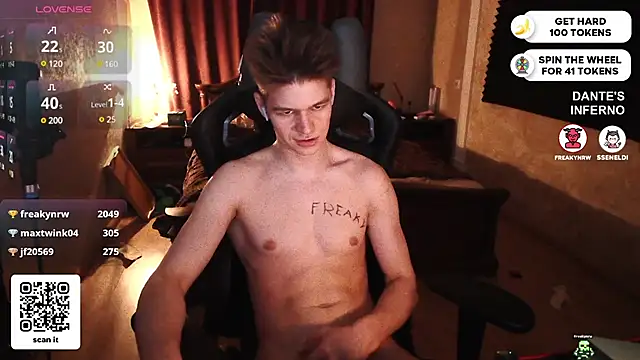 Snapshot of dantebigboi300 chatting on 7, 3, 2025 dantebigboi300 online show from 7, 3, 2025