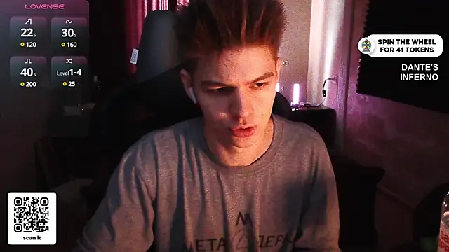 Snapshot of dantebigboi300 chatting on 11, 3, 2025 dantebigboi300 online show from 11, 3, 2025