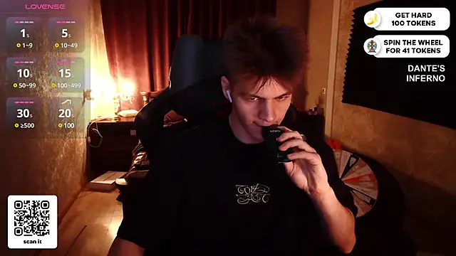 Snapshot of dantebigboi300 chatting on 11, 3, 2025 dantebigboi300 online show from 11, 3, 2025