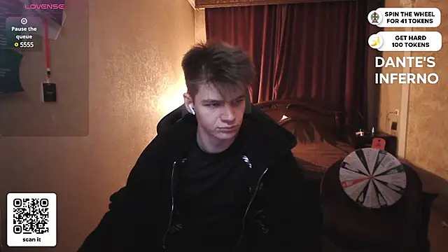 Snapshot of dantebigboi300 chatting on 18, 3, 2025 dantebigboi300 online show from 18, 3, 2025