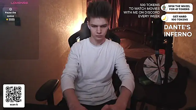 Snapshot of dantebigboi300 chatting on 22, 3, 2025 dantebigboi300 online show from 22, 3, 2025